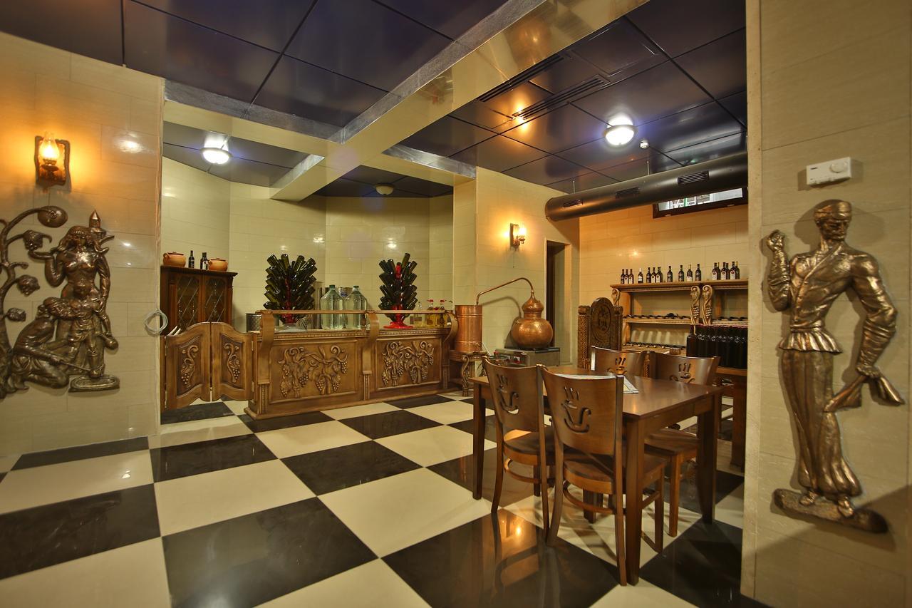 Hotel Wine Palace Tbilisi Exterior foto