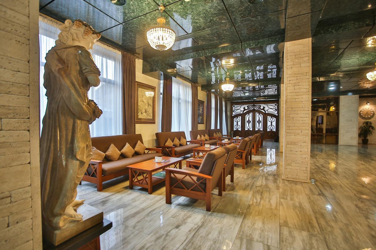 Hotel Wine Palace Tbilisi Exterior foto