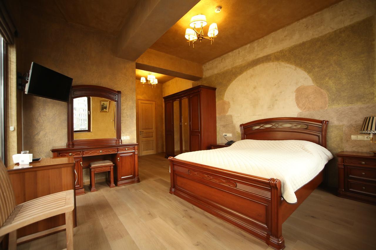 Hotel Wine Palace Tbilisi Exterior foto